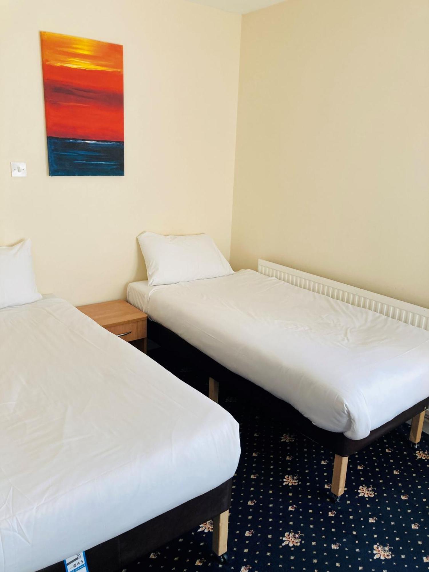 Hotel Adamton 3*