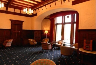 Adamton Hotel